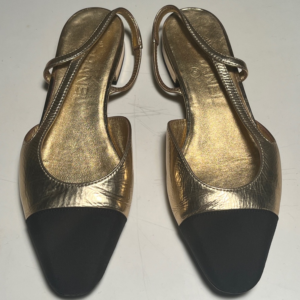CHANEL Gold and Black Slingback Heels